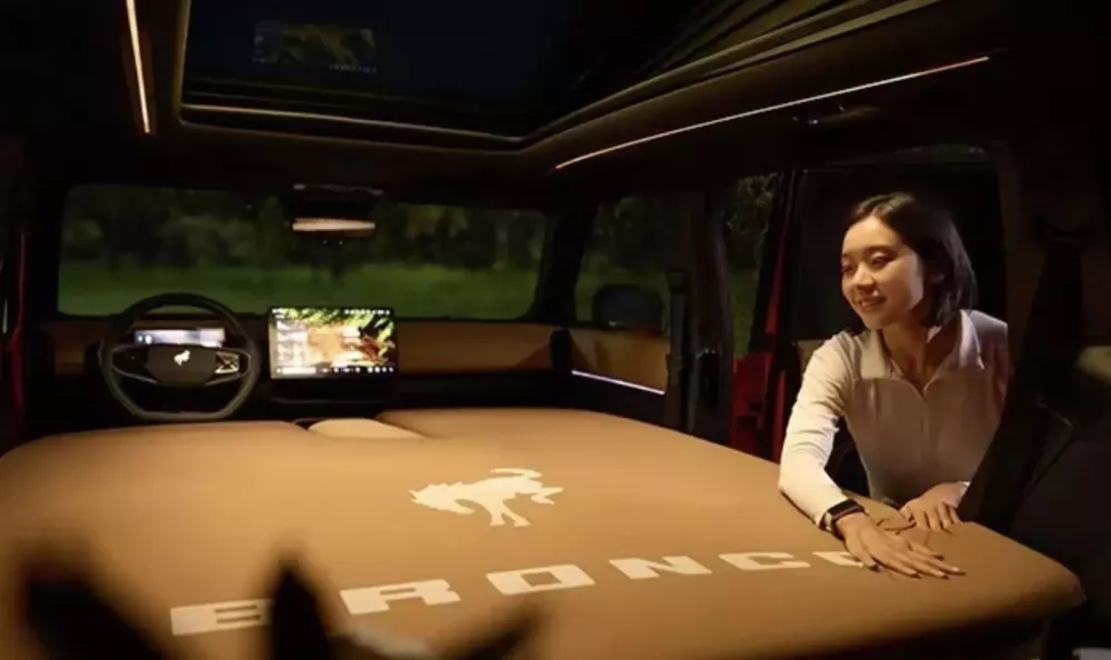 Ford Bronco chỉ dành riêng cho thị trường hàng xóm của Việt Nam có tính năng đặc biệt này- Ảnh 4. Ford Bronco chỉ dành riêng cho thị trường hàng xóm của Việt Nam có tính năng đặc biệt này- Ảnh 4.