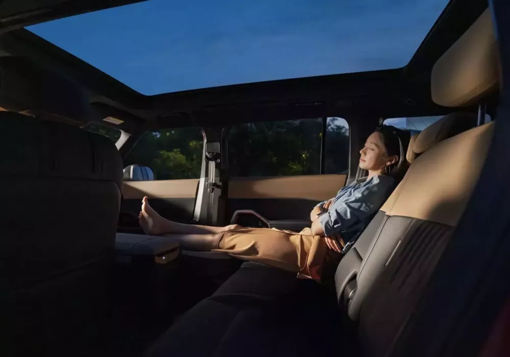 Ford Bronco chỉ dành riêng cho thị trường hàng xóm của Việt Nam có tính năng đặc biệt này- Ảnh 7. Ford Bronco chỉ dành riêng cho thị trường hàng xóm của Việt Nam có tính năng đặc biệt này- Ảnh 7.