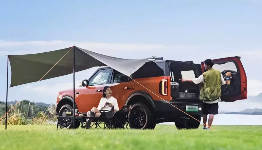 Ford Bronco chỉ dành riêng cho thị trường hàng xóm của Việt Nam có tính năng đặc biệt này- Ảnh 3. Ford Bronco chỉ dành riêng cho thị trường hàng xóm của Việt Nam có tính năng đặc biệt này- Ảnh 3.