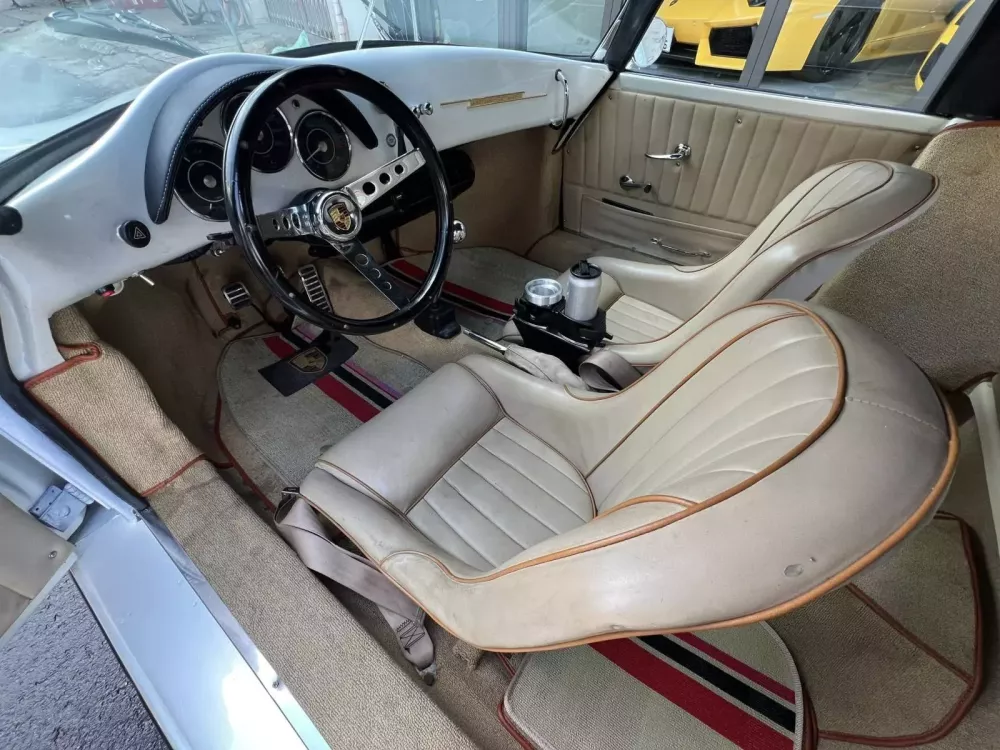 918 Spyder là chưa đủ với đam mê, "Qua" Vũ tậu chiếc Porsche sản xuất đầu tiên trên thế giới- Ảnh 6. 918 Spyder là chưa đủ với đam mê, "Qua" Vũ tậu chiếc Porsche sản xuất đầu tiên trên thế giới- Ảnh 6.