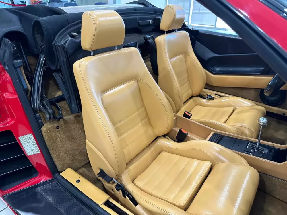 Một tay chơi chốt mua xe Ferrari hơn 31 tuổi thay vì Ford F-150 hầm hố, giá rẻ - Ảnh 12. Một tay chơi chốt mua xe Ferrari hơn 31 tuổi thay vì Ford F-150 hầm hố, giá rẻ - Ảnh 12.