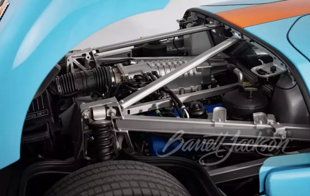 Ford GT Heritage Edition No. 3 chuẩn bị được mang ra "&aacute;nh s&aacute;ng"- Ảnh 9.