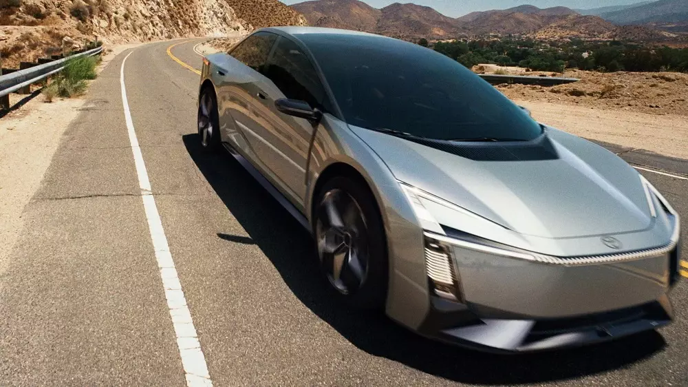 Toyota vén màn một Corolla khác lạ đến mức khó có thể nhận ra