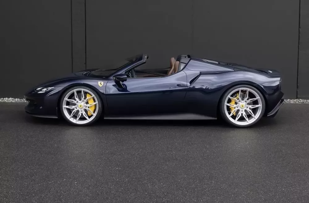 Ferrari 296 GTS đã có hơn 6 xe về Việt Nam được hãng độ Novitec tung ra bản độ đẹp mắt- Ảnh 3. Ferrari 296 GTS đã có hơn 6 xe về Việt Nam được hãng độ Novitec tung ra bản độ đẹp mắt- Ảnh 3.