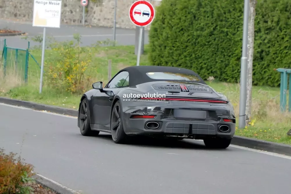 Đây có thể là Porsche 911 Turbo Touring Cabriolet 2026?- Ảnh 5. Đây có thể là Porsche 911 Turbo Touring Cabriolet 2026?- Ảnh 5.