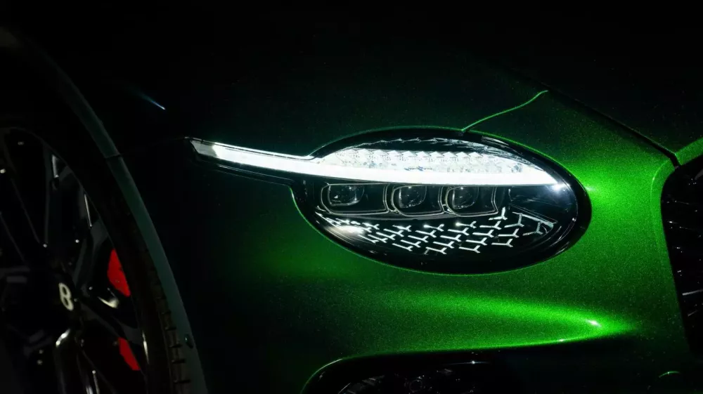 Bentley giới thiệu bộ sưu tập xe Black Forest Regional độc quyền cho đại lý ở Đức- Ảnh 2. Bentley giới thiệu bộ sưu tập xe Black Forest Regional độc quyền cho đại lý ở Đức- Ảnh 2.