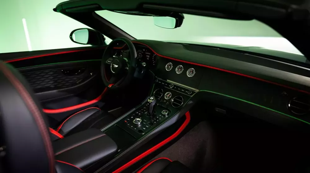 Bentley giới thiệu bộ sưu tập xe Black Forest Regional độc quyền cho đại lý ở Đức- Ảnh 5. Bentley giới thiệu bộ sưu tập xe Black Forest Regional độc quyền cho đại lý ở Đức- Ảnh 5.