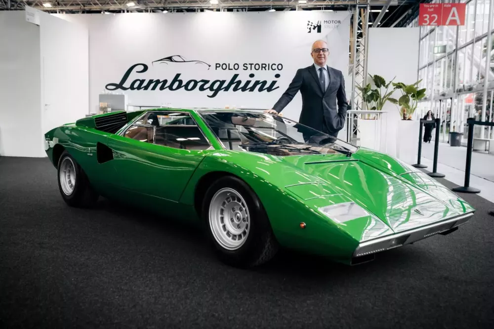 Chơi xe cổ kiểu Lamborghini: Chủ sở hữu vật lộn với giấy chứng nhận xác thực chính hãng- Ảnh 2. Chơi xe cổ kiểu Lamborghini: Chủ sở hữu vật lộn với giấy chứng nhận xác thực chính hãng- Ảnh 2.