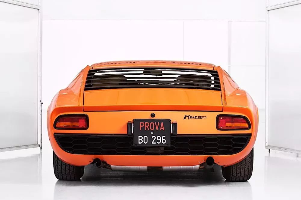 Chơi xe cổ kiểu Lamborghini: Chủ sở hữu vật lộn với giấy chứng nhận xác thực chính hãng- Ảnh 5. Chơi xe cổ kiểu Lamborghini: Chủ sở hữu vật lộn với giấy chứng nhận xác thực chính hãng- Ảnh 5.