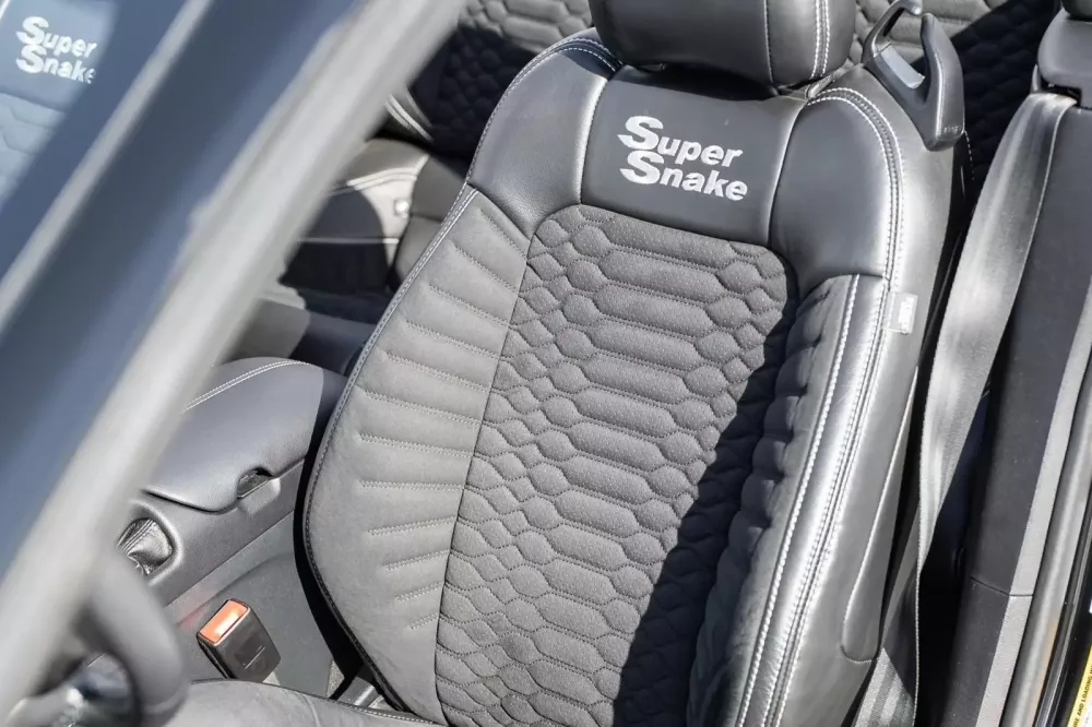 Dân chơi trải nghiệm chán chê Ford Mustang Shelby Super Snake rồi bán lại vẫn lời được gần 5 cây vàng- Ảnh 11. Dân chơi trải nghiệm chán chê Ford Mustang Shelby Super Snake rồi bán lại vẫn lời được gần 5 cây vàng- Ảnh 11.