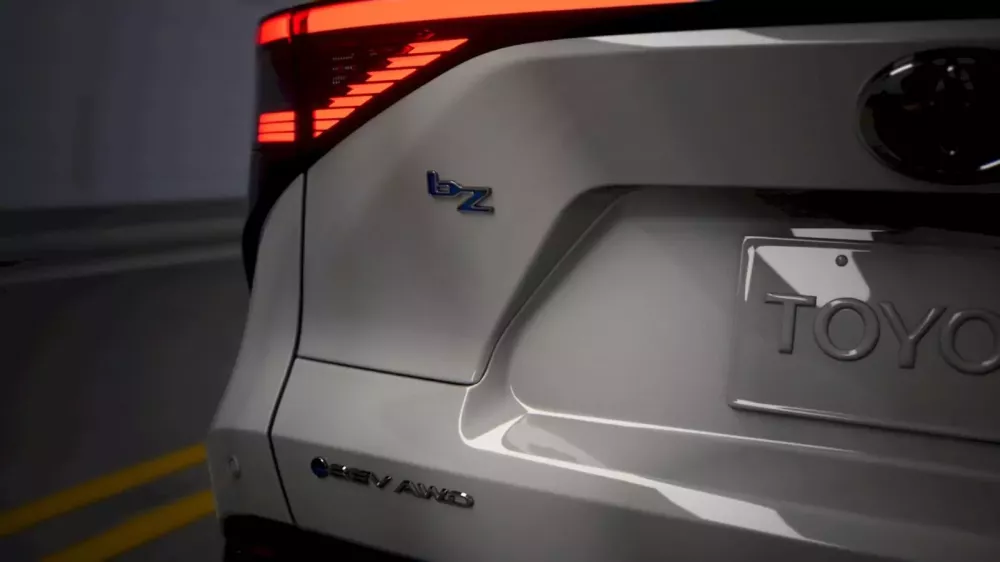Toyota bZ 2026 ra mắt với nhiều cải tiến quan trọng: Đi xa hơn, sạc nhanh hơn, thêm công nghệ- Ảnh 7. Toyota bZ 2026 ra mắt với nhiều cải tiến quan trọng: Đi xa hơn, sạc nhanh hơn, thêm công nghệ- Ảnh 7.
