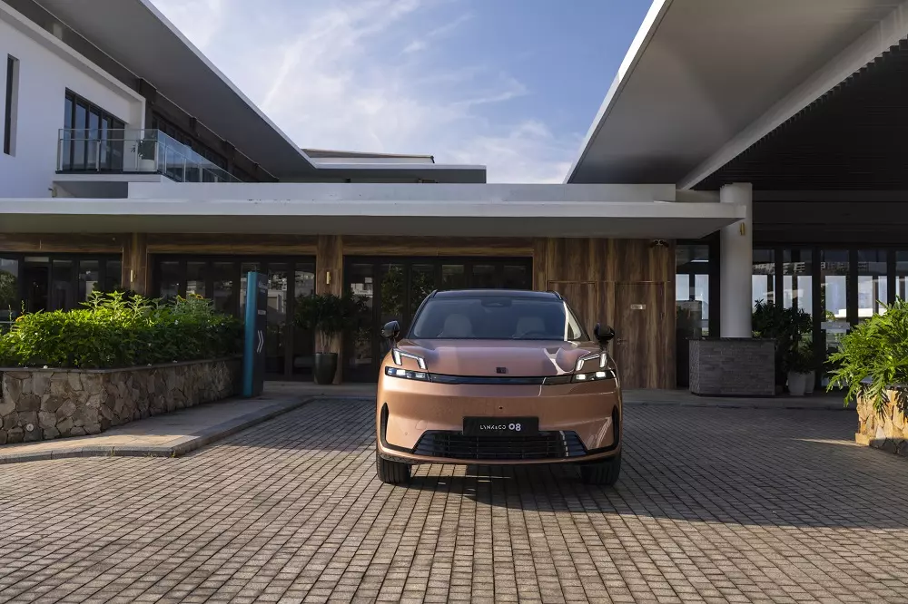 Lynk & Co 08 sở hữu thiết kế đầu xe như ô tô điện Lynk & Co 08 sở hữu thiết kế đầu xe như ô tô điện