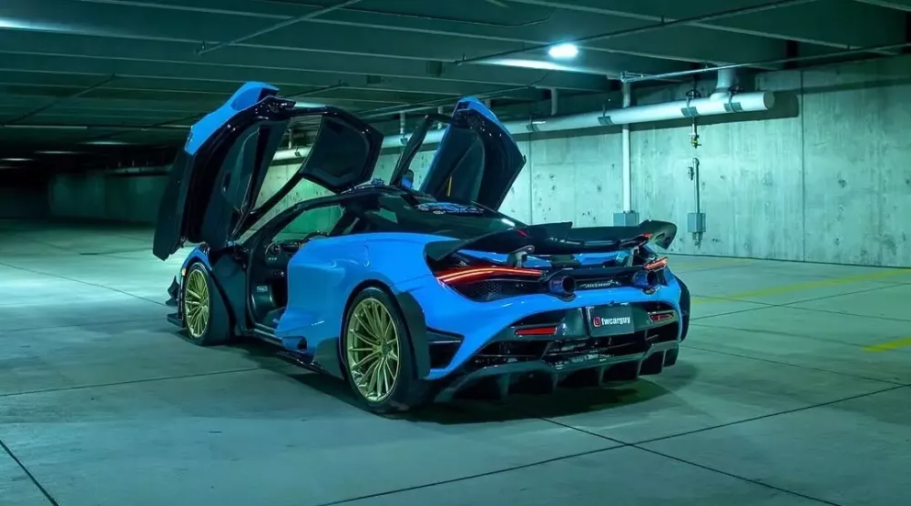 Siêu xe McLaren 720S ngừng sản xuất được lột xác trong bản độ mới, các đại gia Việt có thể tham khảo- Ảnh 1. Siêu xe McLaren 720S ngừng sản xuất được lột xác trong bản độ mới, các đại gia Việt có thể tham khảo- Ảnh 1.