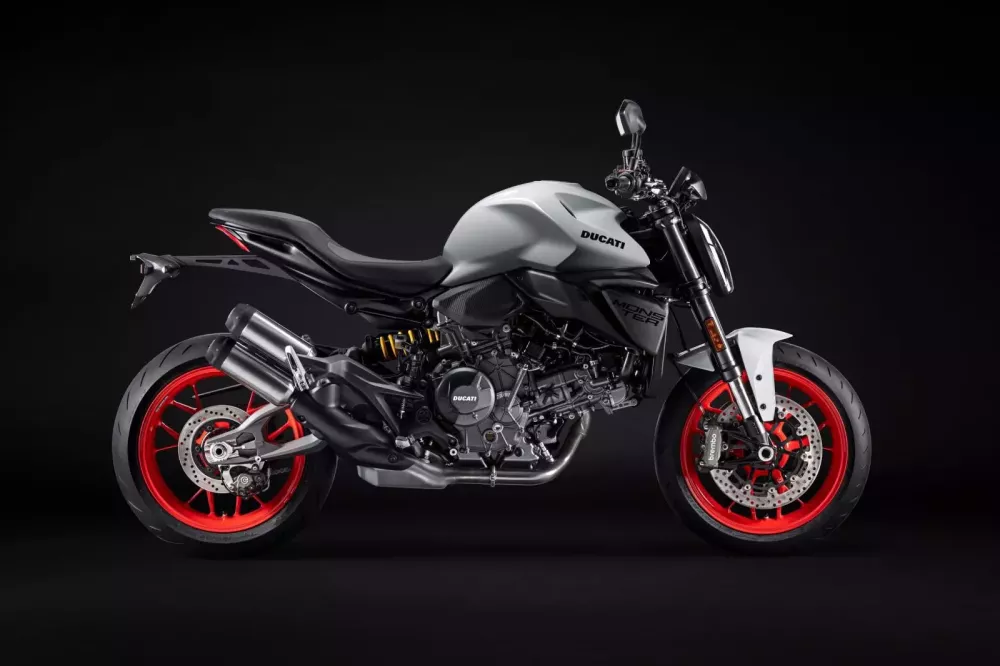 Ducati Monster 2026 ra mắt với nhiều cải tiến thú vị, cân nặng chỉ còn 175 kg- Ảnh 2. Ducati Monster 2026 ra mắt với nhiều cải tiến thú vị, cân nặng chỉ còn 175 kg- Ảnh 2.