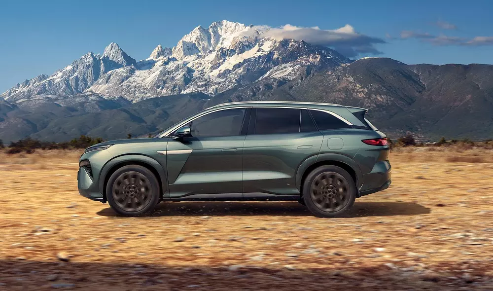 BYD Atto 8 là đối thủ của Hyundai Palisade và Ford Explorer.