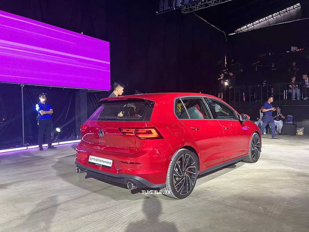 lich tuong thuat truc tiep bong da hom nay bản 2.0 TSI GTI dùng động cơ tăng áp 2.0L khá mạnh mẽ