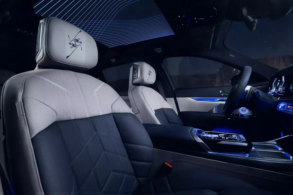 Soi kỹ BMW 7 Series Suhail 2026 chỉ dành riêng cho thị trường Trung Đông- Ảnh 5. Soi kỹ BMW 7 Series Suhail 2026 chỉ dành riêng cho thị trường Trung Đông- Ảnh 5.