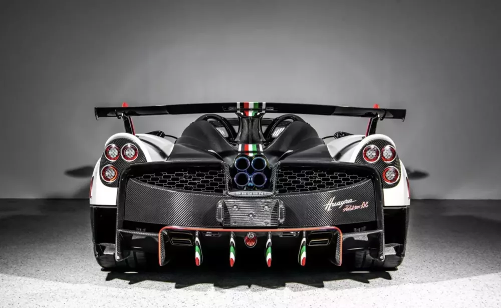 Chi tiết siêu phẩm Pagani Huayra cuối cùng sản xuất: Chiếc truc tiep bong da keo nha cai có giá hơn 7.000 đô la cho mỗi mã lực- Ảnh 2.