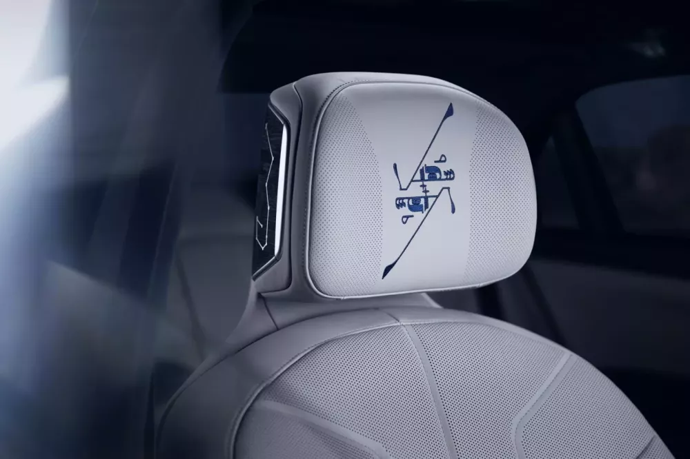 Soi kỹ BMW 7 Series Suhail 2026 chỉ dành riêng cho thị trường Trung Đông- Ảnh 8. Soi kỹ BMW 7 Series Suhail 2026 chỉ dành riêng cho thị trường Trung Đông- Ảnh 8.