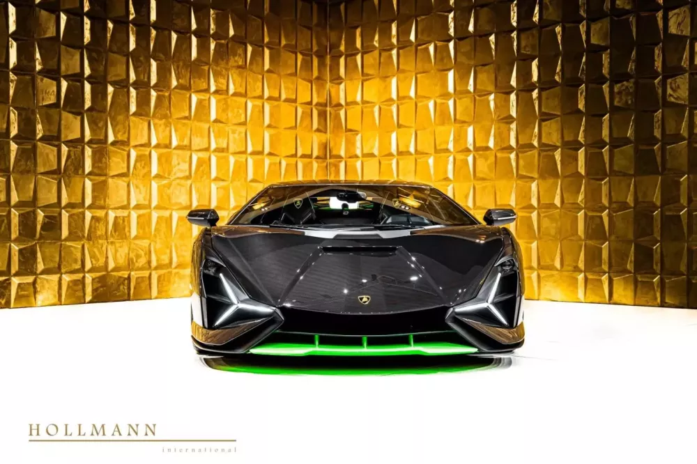 Lamborghini Sian FKP 37 mà cả Minh "Nhựa" và Hoàng Kim Khánh ngày đêm mong nhớ đây rồi- Ảnh 1.