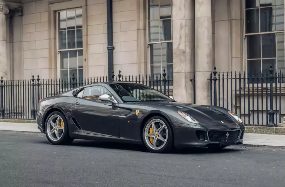 Ly kỳ câu chuyện về xe Ferrari số sàn cuối cùng được chế tạo: Nâng cấp cả thông số kỹ thuật HGTE tối ưu- Ảnh 2. Ly kỳ câu chuyện về xe Ferrari số sàn cuối cùng được chế tạo: Nâng cấp cả thông số kỹ thuật HGTE tối ưu- Ảnh 2.