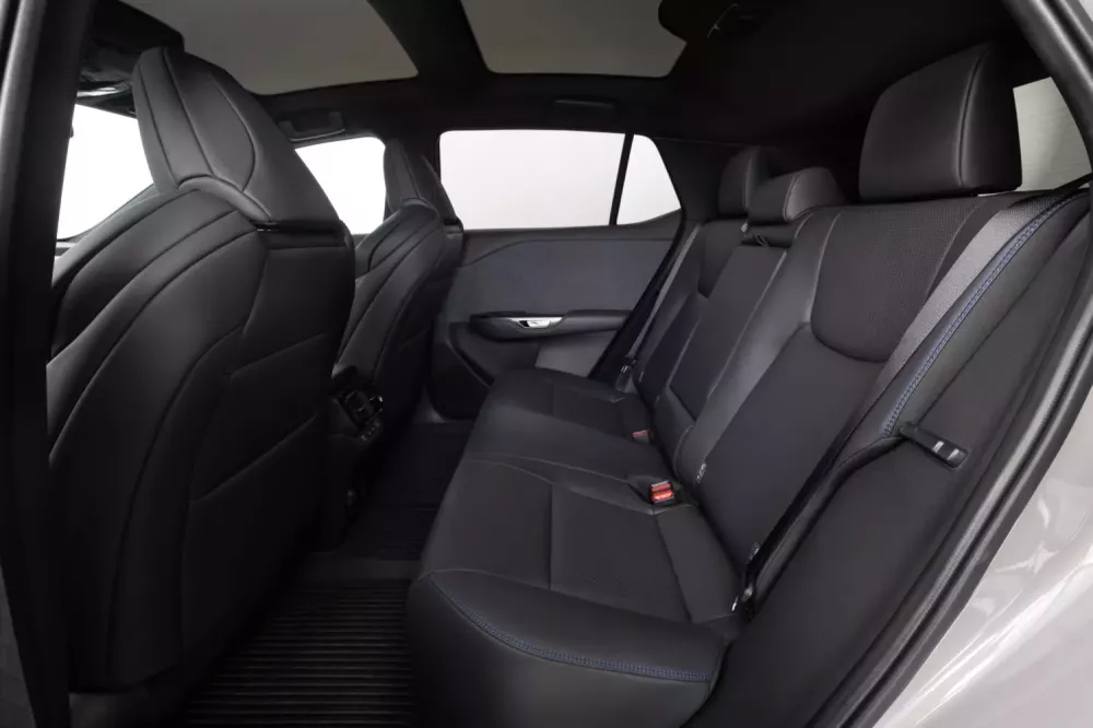 Cận cảnh Lexus RZ 2026 mới ra mắt, giá từ 1,2 tỷ đồng- Ảnh 8. Cận cảnh Lexus RZ 2026 mới ra mắt, giá từ 1,2 tỷ đồng- Ảnh 8.