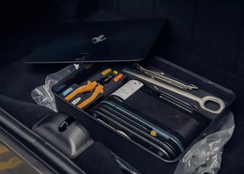 Ly kỳ câu chuyện về xe Ferrari số sàn cuối cùng được chế tạo: Nâng cấp cả thông số kỹ thuật HGTE tối ưu- Ảnh 14. Ly kỳ câu chuyện về xe Ferrari số sàn cuối cùng được chế tạo: Nâng cấp cả thông số kỹ thuật HGTE tối ưu- Ảnh 14.