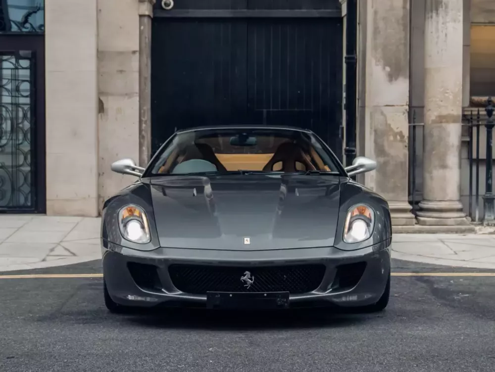 Ly kỳ câu chuyện về xe Ferrari số sàn cuối cùng được chế tạo: Nâng cấp cả thông số kỹ thuật HGTE tối ưu- Ảnh 1. Ly kỳ câu chuyện về xe Ferrari số sàn cuối cùng được chế tạo: Nâng cấp cả thông số kỹ thuật HGTE tối ưu- Ảnh 1.