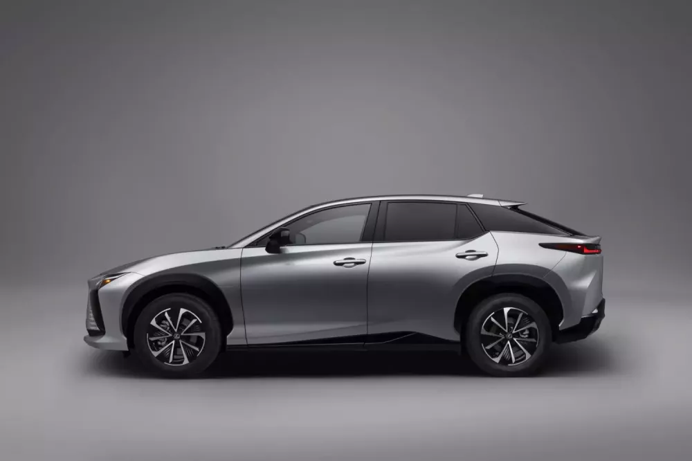 Cận cảnh Lexus RZ 2026 mới ra mắt, giá từ 1,2 tỷ đồng- Ảnh 5. Cận cảnh Lexus RZ 2026 mới ra mắt, giá từ 1,2 tỷ đồng- Ảnh 5.