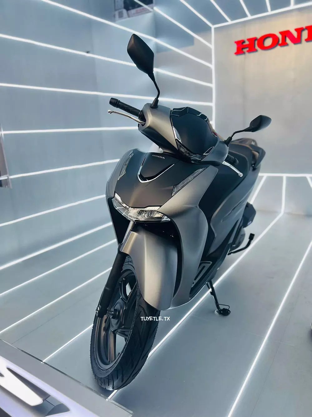 Honda SH160i và SH125i 2026 có thêm các tính năng tiện ích mới Honda SH160i và SH125i 2026 có thêm các tính năng tiện ích mới