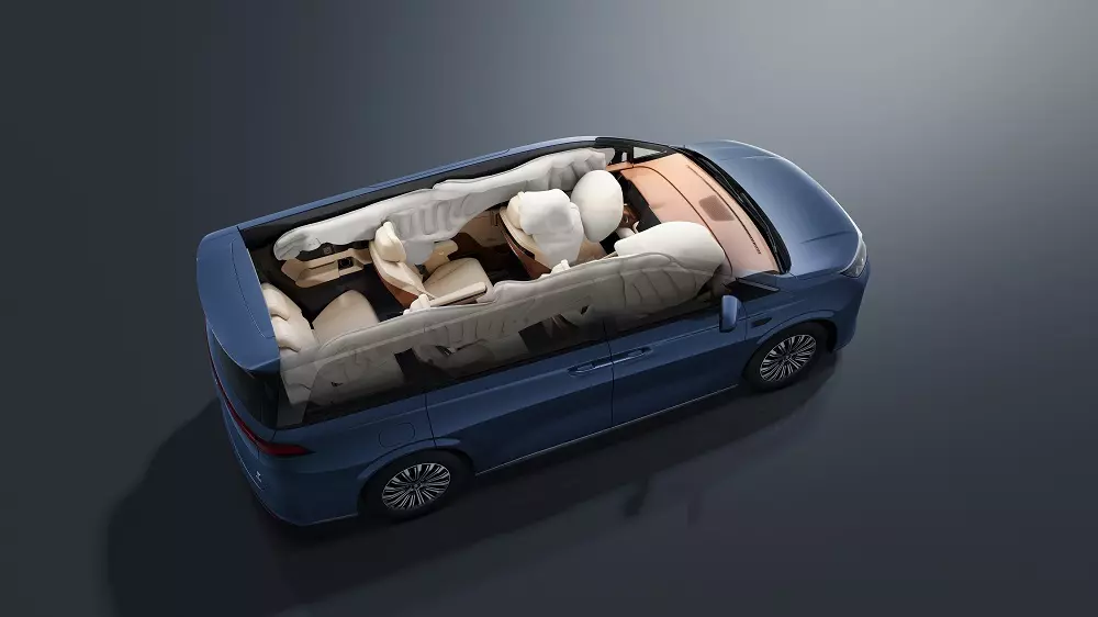 BYD M9 sở hữu 7 túi khí