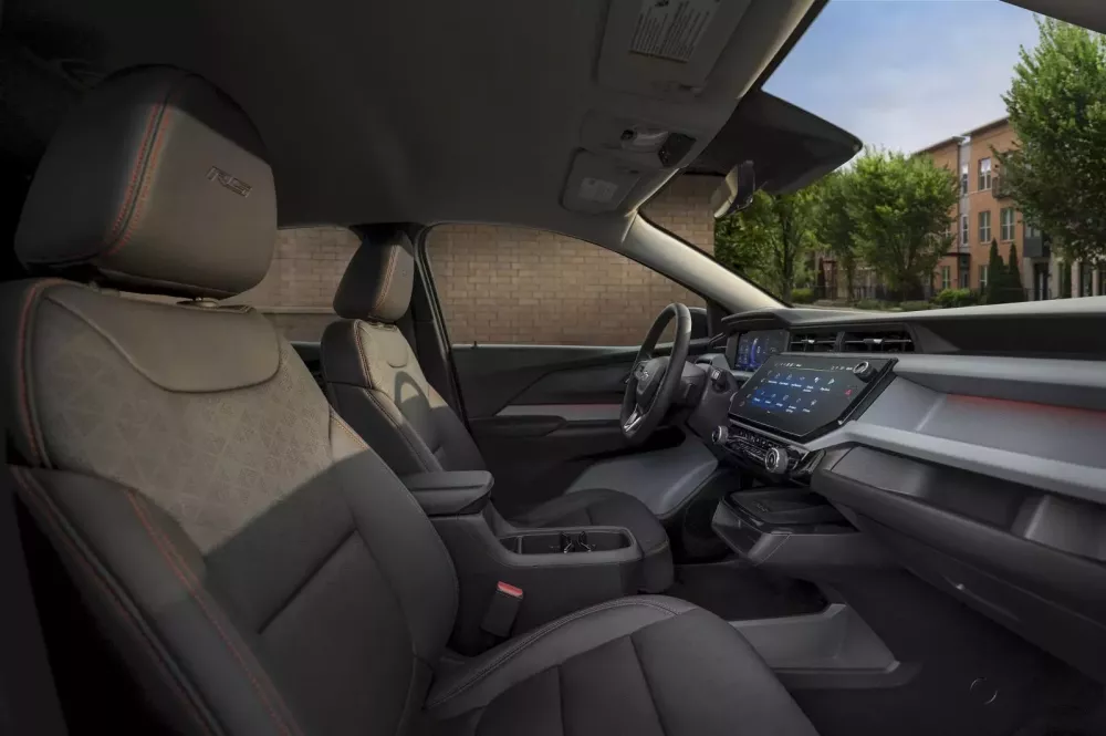 Cận cảnh Chevrolet Bolt 2026 với nhiều thay đổi, 1 trong các xe điện rẻ nhất nước Mỹ- Ảnh 9.