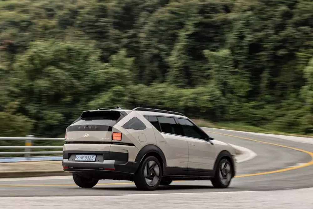 Đánh giá nhanh Hyundai Nexo 2026: Sạc 5 phút đã có thể đi được 700 km, gương kỹ thuật số- Ảnh 8.