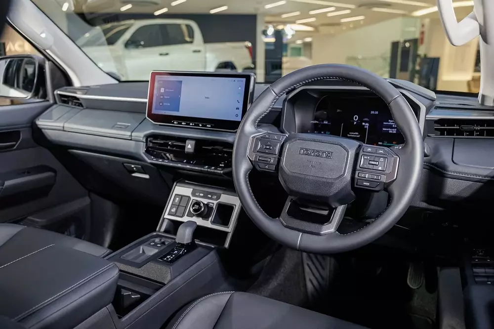 Nội thất của Toyota Hilux 2026 bản cao cấp