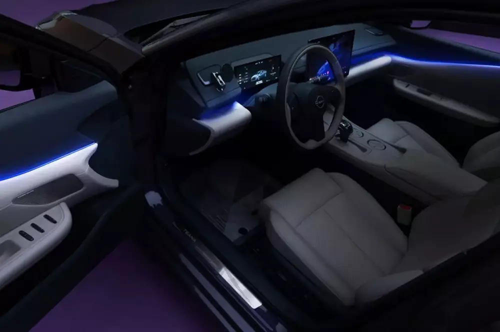 Hệ thống đèn viền nội thất của Nissan Teana HarmonyOS Cockpit