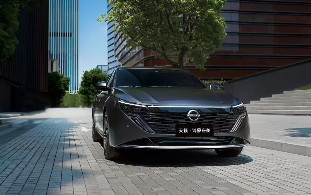 Cận cảnh khu vực phía trước của Nissan Teana HarmonyOS Cockpit