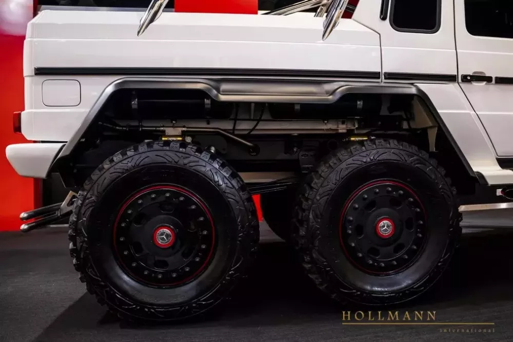 Bạn đang xem 1 chiếc xe Mercedes-Benz G63 AMG đời 2014 nhưng sở hữu nó tài khoản phải gần 1 triệu USD- Ảnh 6. Bạn đang xem 1 chiếc xe Mercedes-Benz G63 AMG đời 2014 nhưng sở hữu nó tài khoản phải gần 1 triệu USD- Ảnh 6.