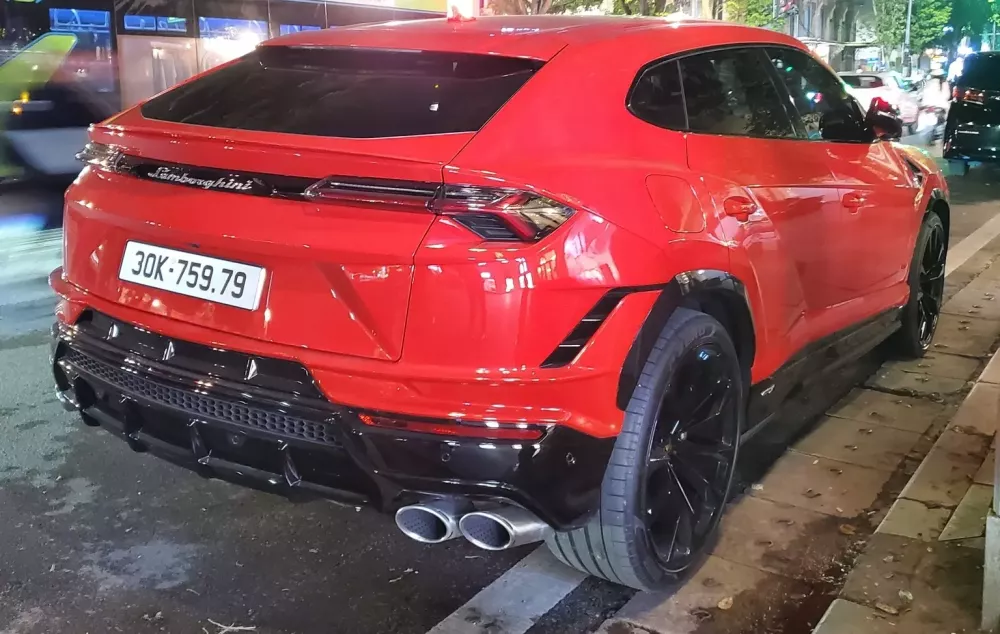 Lamborghini Urus S m&agrave;u lạ xuất hiện ở H&agrave; Nội- Ảnh 1.