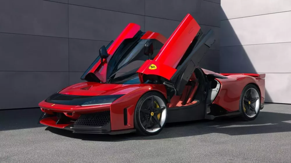Đại lý rao bán 1 suất đặt chỗ mua xe Ferrari F80, 3,4 triệu đô la chưa bao gồm giá xe- Ảnh 4.