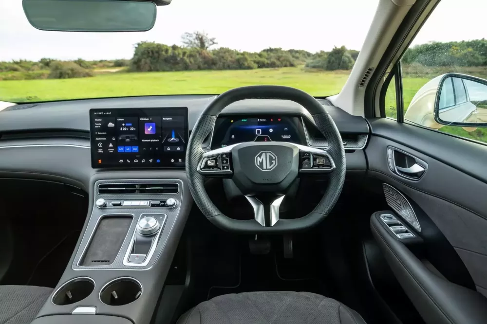 Đánh giá nhanh MGS6 mới ra mắt: Xe chạy được 531 km chỉ với một lần sạc, tăng tốc 0-97 km/h trong 5,1 giây- Ảnh 20. Đánh giá nhanh MGS6 mới ra mắt: Xe chạy được 531 km chỉ với một lần sạc, tăng tốc 0-97 km/h trong 5,1 giây- Ảnh 20.