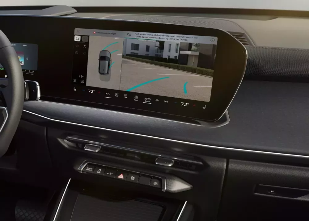 Cận cảnh Audi Q3 2026 có giá từ 1,15 tỷ đồng, nâng cấp toàn diện- Ảnh 14. Cận cảnh Audi Q3 2026 có giá từ 1,15 tỷ đồng, nâng cấp toàn diện- Ảnh 14.