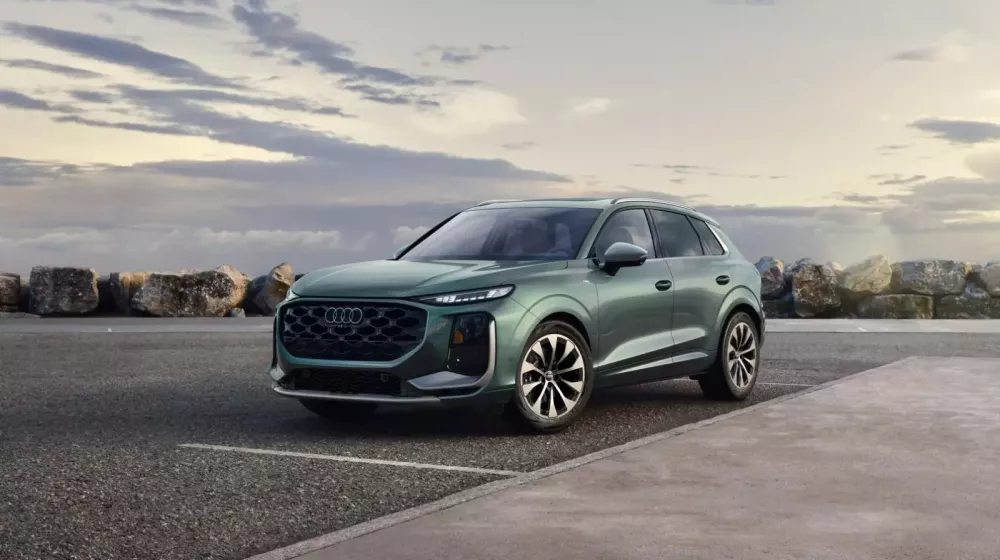 Cận cảnh Audi Q3 2026 có giá từ 1,15 tỷ đồng, nâng cấp toàn diện- Ảnh 2. Cận cảnh Audi Q3 2026 có giá từ 1,15 tỷ đồng, nâng cấp toàn diện- Ảnh 2.