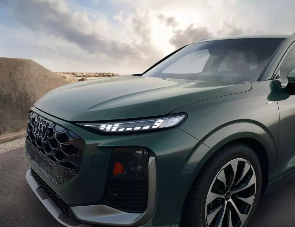 Cận cảnh Audi Q3 2026 có giá từ 1,15 tỷ đồng, nâng cấp toàn diện- Ảnh 8. Cận cảnh Audi Q3 2026 có giá từ 1,15 tỷ đồng, nâng cấp toàn diện- Ảnh 8.