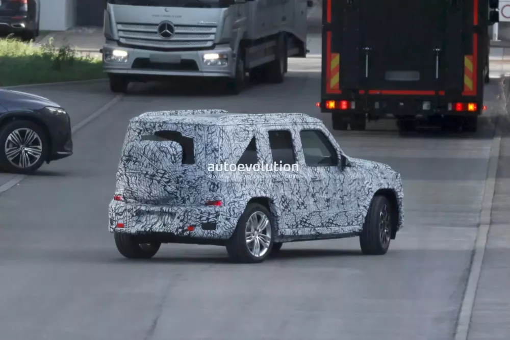 "Tiểu" Mercedes-Benz G-Class EQ 2027 lần đầu tiên bắt gặp ngoài đường- Ảnh 4.