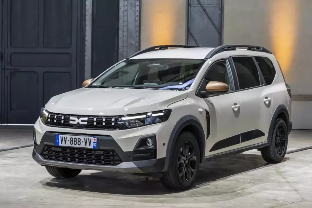 Dacia Jogger 2026 ra mắt với động cơ hybrid 155 mã lực- Ảnh 2.
