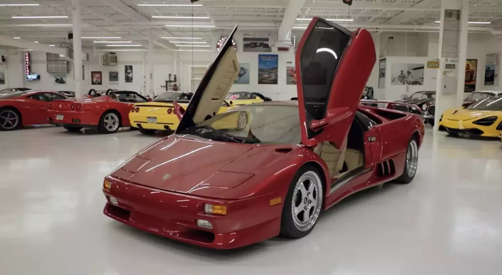Jay Leno n&oacute;i g&igrave; về chiếc Lamborghini Diablo SV Monterey Edition chỉ 20 xe tr&ecirc;n thế giới- Ảnh 4.