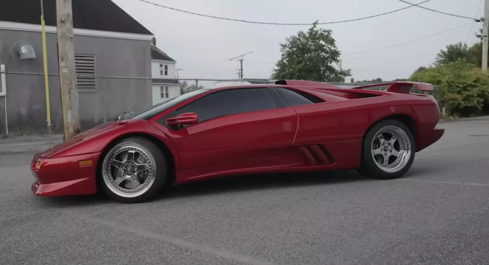 Jay Leno n&oacute;i g&igrave; về chiếc Lamborghini Diablo SV Monterey Edition chỉ 20 xe tr&ecirc;n thế giới- Ảnh 10.