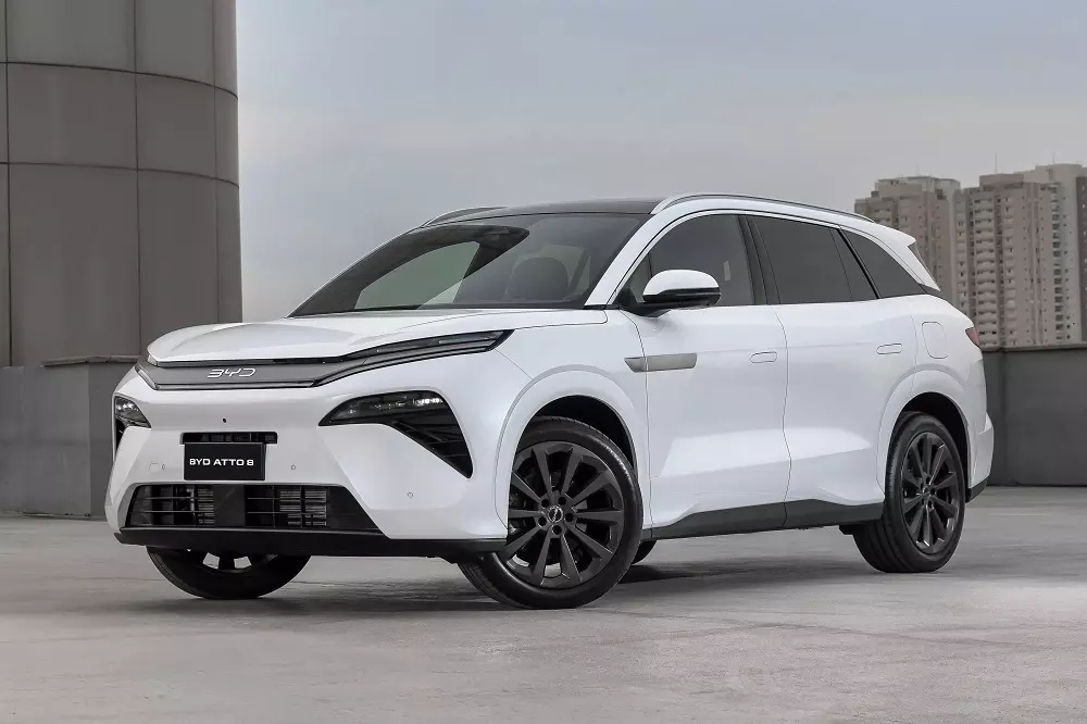 BYD Sealion 8 2026 tại Brazil và Úc chỉ có động cơ PHEV