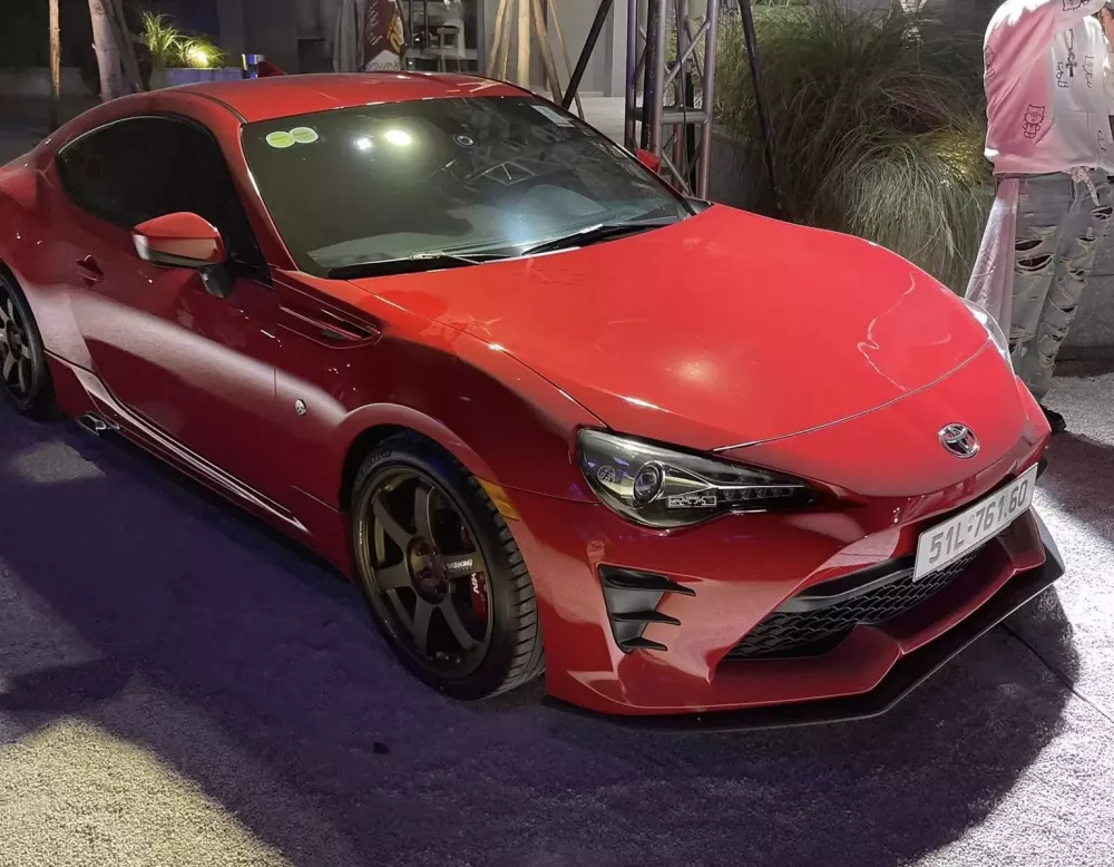 H&agrave;ng chục xe thể thao tụ tập tại TP.HCM: Nissan GT-R, 370Z, v&agrave; rất nhiều xe khủng g&oacute;p mặt- Ảnh 7.