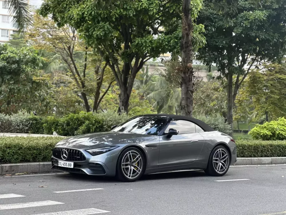 Mercedes-AMG SL43 tìm thấy chủ nhân mới sau 1 năm rao bán- Ảnh 1.